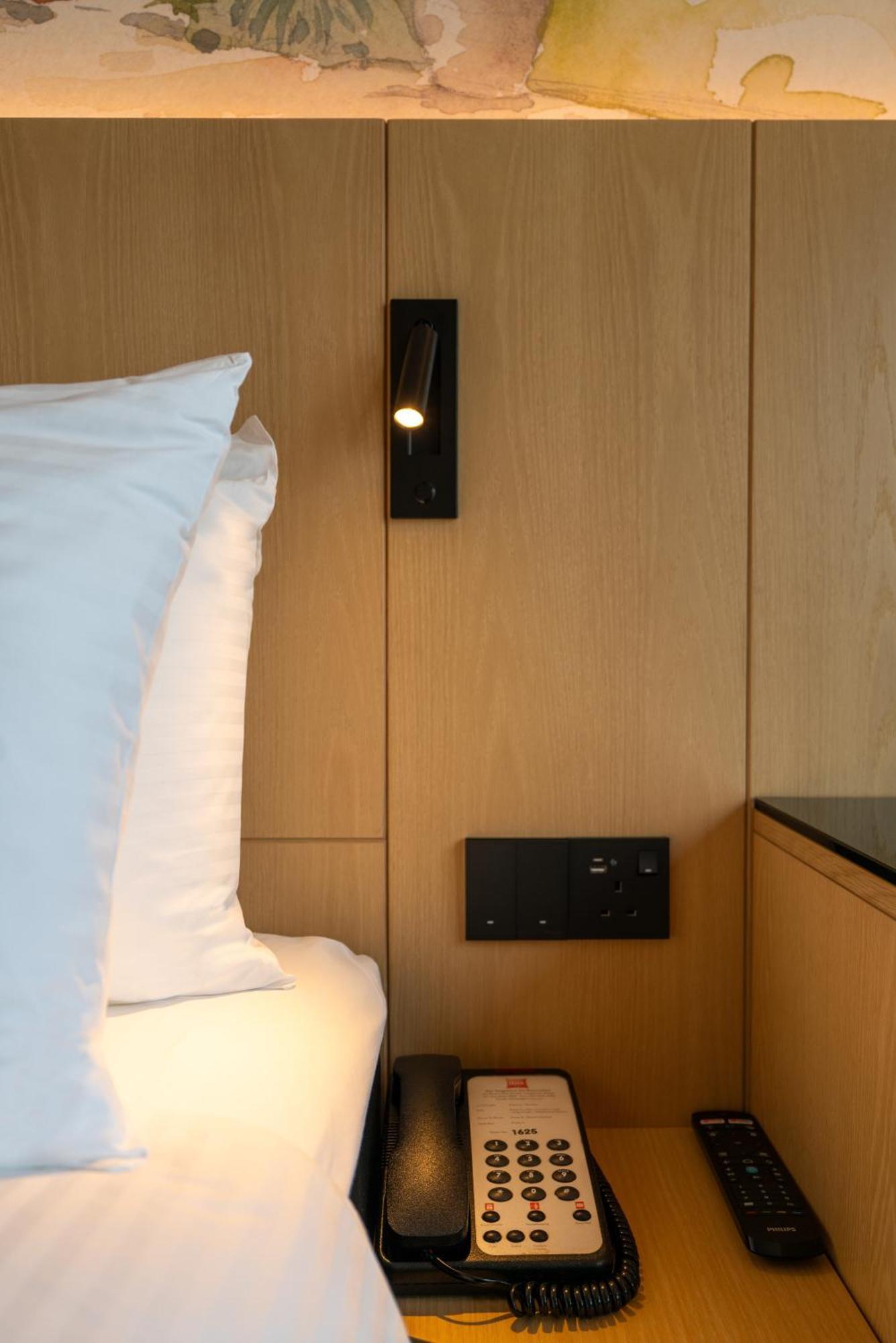 Ibis Singapore On Bencoolen - Newly Renovated Singapura Exterior foto